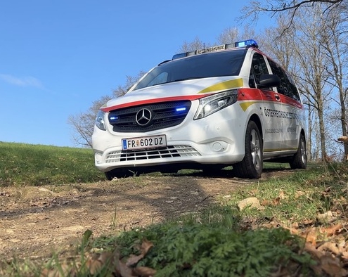 Missglückes Probehopsen - Rettungsaktion des Osterhasen